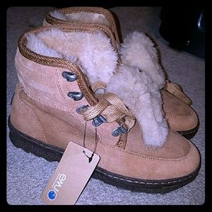 EMU Australia Ballina W10131 NEW!!